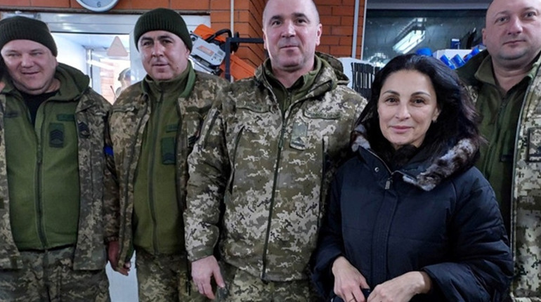 Журналістка везе допомогу в деокуповану Антонівку: потрібно допомогти з коштами на пальне
