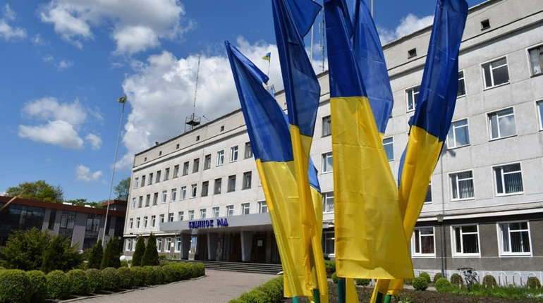 ​​​​​​​Про квартири для військових, допомогу стоматології та аукціон земельної ділянки: сесія