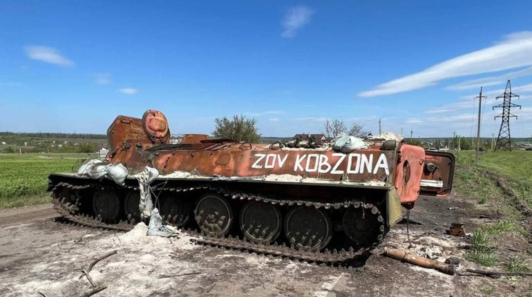 На окупованій Луганщині "закобзонили" російський танк. Хто знищив панцирника окупантів