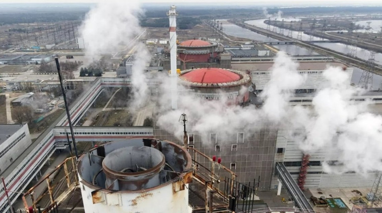 Росіяни розмістили військову техніку та вибухівку в четвертому енергоблоці ЗАЕС