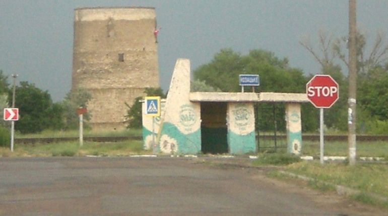Окупанти атакували Козацьке і Веселе авіацією