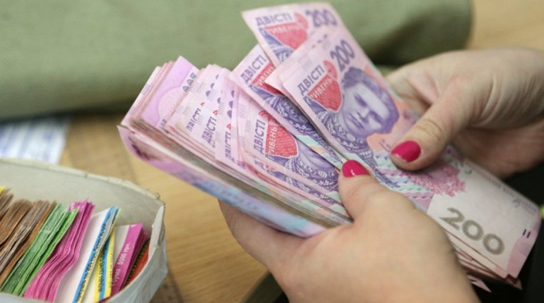 Бюджетникам з окупованого Генічеська збільшили грошові виплати