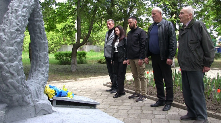 У Тростянецькій громаді відбулись урочисті заходи з нагоди Дня пам’яті та примирення. Фото