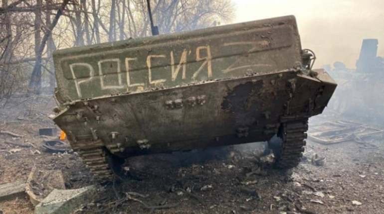 У Мелітополі росіяни заселяються в спорожнілі домівки, а деякі загарбники намагаються втекти