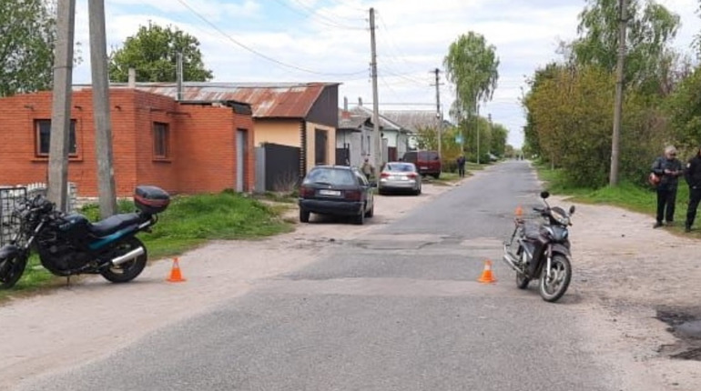 ДТП на Веригинській: в Глухові зіштовхнулися мотоцикл і мопед