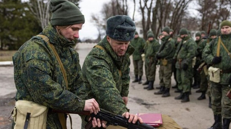 На окупованій Херсонщині загарбники пропонують за хабар уникнути примусової мобілізації - Генштаб
