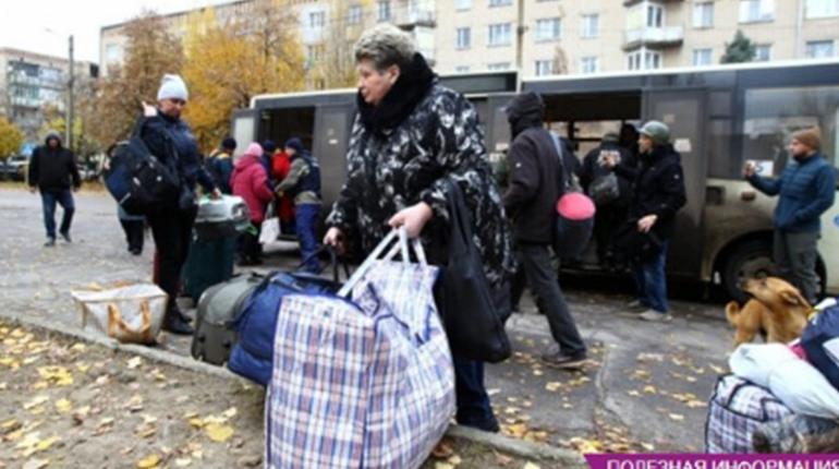 Окупанти хочуть повернути з евакуації жителів Херсонщини