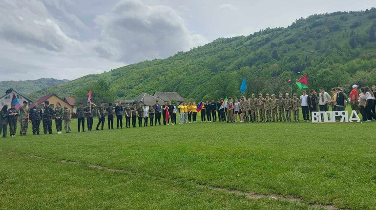 У Рахові пройшов конкурс-відбір до патріотичної гри «Сокіл»