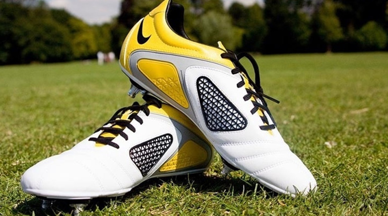 Бутси для футболу: яку краще обрати лінійку Adidas