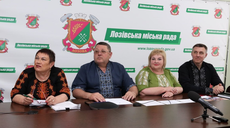 Лозівські школярі у вересні можуть відвідати Францію. Хто поїде