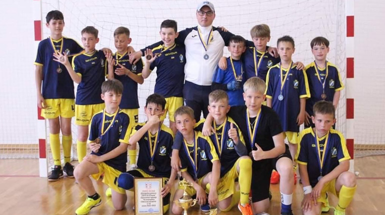 Команда з Южного стала призером на чемпіонаті з футболу (ФОТО)