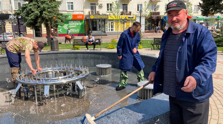 Що знайшли у фонтані на площі Франка?