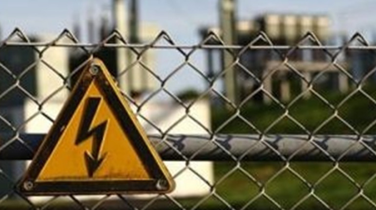 Заліз у трансформатор: у Жовтих Водах 13-річного хлопчика вдарило струмом