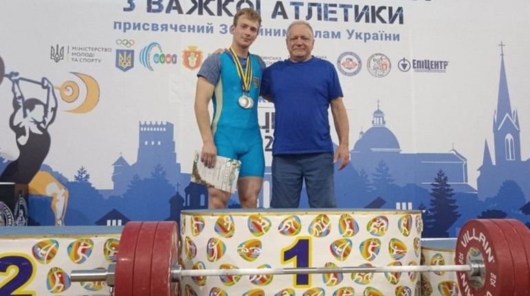Важкоатлет Володимир Щавінський з Калуша привіз срібло з всеукраїнського чемпіонату