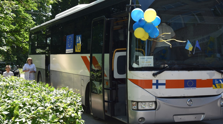 Ярунська громада отримала автобус від міжнародних партнерів