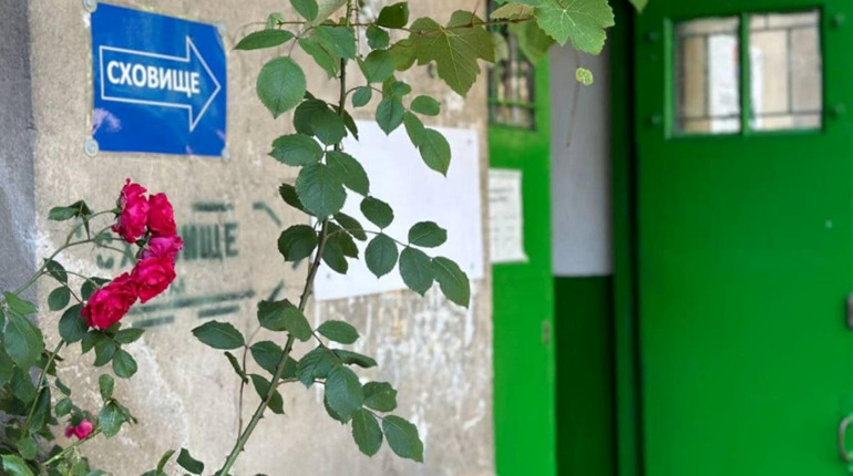 Після трагедії в Києві: на Одещині перевіряють доступність укриттів, їх стан, маркування, маршрути