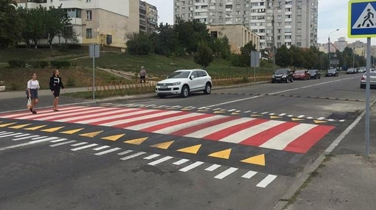В Калуші вибрали підрядника для будівництва піднятого пішохідного переходу поблизу 3 ліцею