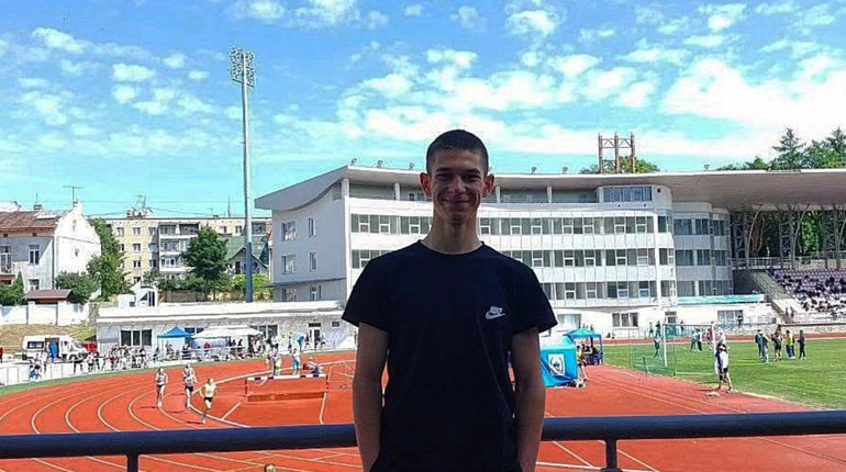 Жовтоводець Дмитро Сотник виборов срібло на чемпіонаті України з легкої атлетики
