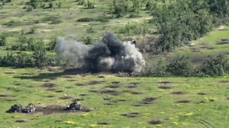Одеські аеророзвідники знищили склад протитанкових мін загарбників