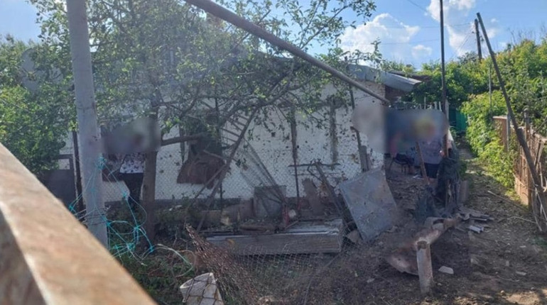 Внаслідок обстрілу росіянами Нікополя вбито чоловіка та поранено жінку