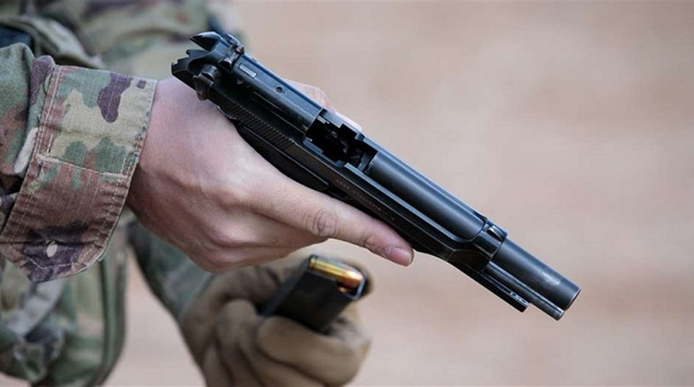 У місті Рені працівник військкомату вистрілив під час вручення повістки: що про це відомо