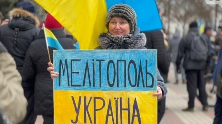 "Останній шанс": у Мелітополі сили спротиву закликають окупантів здаватись в полон (фото)