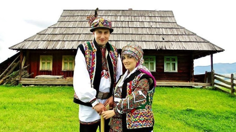Гуцул чи ні? Перевірте, як добре ви знаєте гуцульські звичаї, вірування та забобони