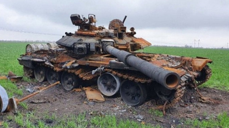 Росіяни безуспішно намагалися просуватися на Сватівщині та обстріляли Кремінну фосфорними бомбами