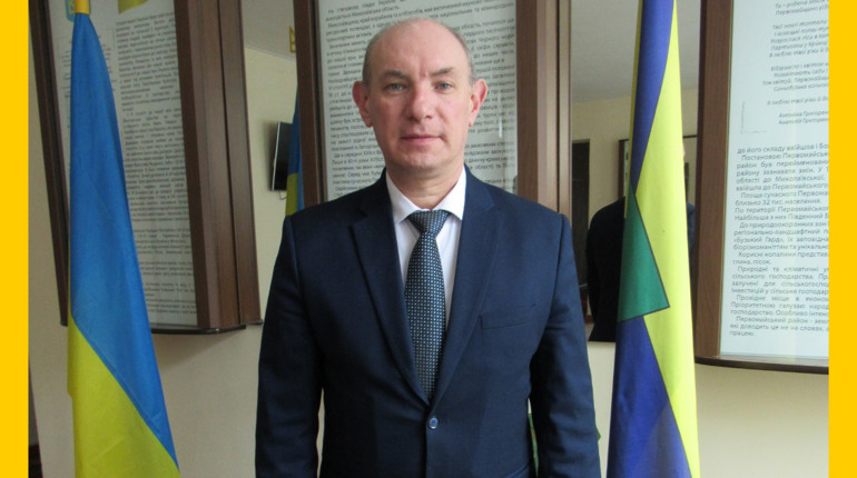 Із Первомайського бюджету на зарплатню чиновників районної адміністрації виділять півмільйона