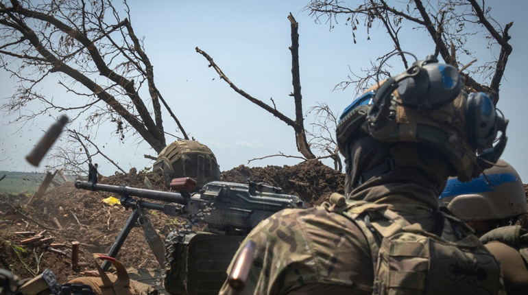 Четвертий день наступу ЗСУ на Бахмут. Чи зайшли українські військові у місто