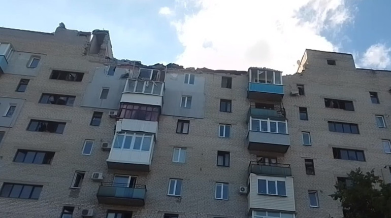 В окупованому Лисичанську сталося два прильоти. Є руйнування багатоповерхівки