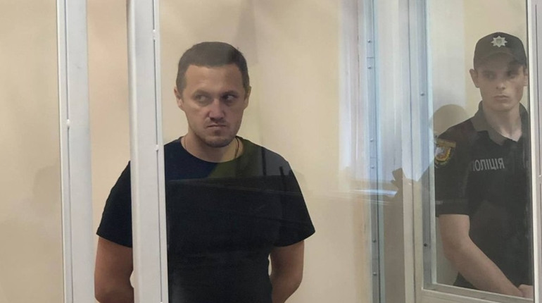 Прокурор-зрадник Герман отримав довічне. З його зрадою пов'язують удар по казармах в Миколаєві