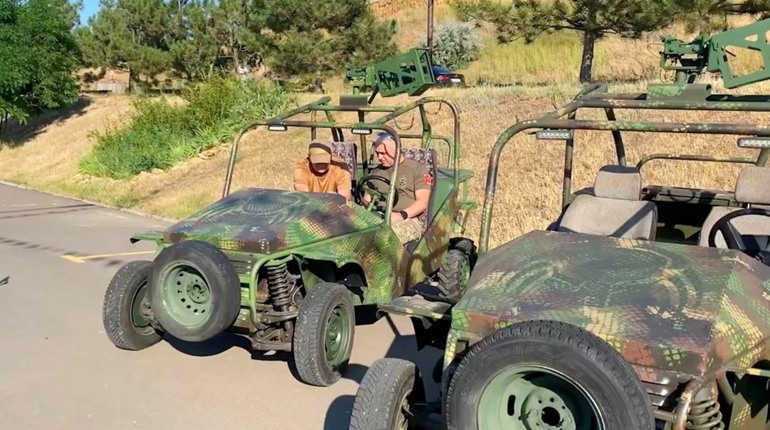 В Одесі вінницькі волонтери передали військовим багі