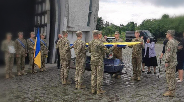 У Свято-Покровському Соборі Києва прощалися із загиблим Героєм, уродженцем села Вертіївка