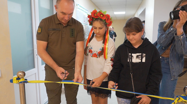 У Тростянці відкрили Центр проживання переселенців: скільки коштували роботи та хто там житиме