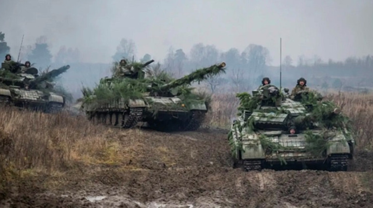 Росіяни почали використовувати Арабатську стрілку для переміщення своєї техніки