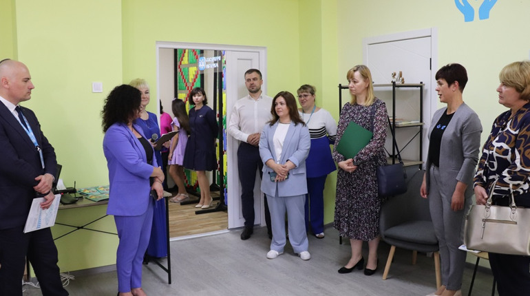 В Чернігові відкрили дитячі простори на базі палацу дітей та юнацтва. Хто долучився до відкриття