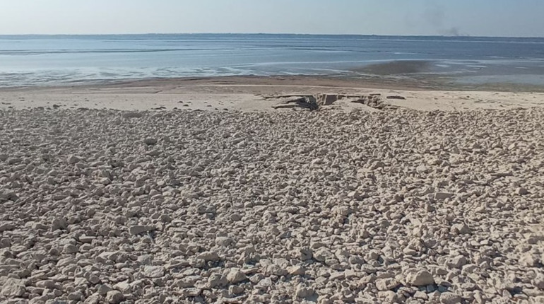 Як виглядає обміліле Каховське водосховище біля Горностаївки. Фотофакт