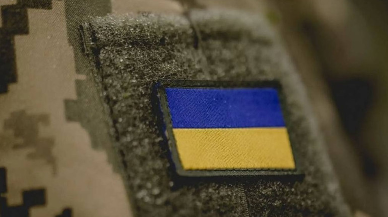 В Чернігові нададуть допомогу родинам загиблих захисників. Яку суму виділили