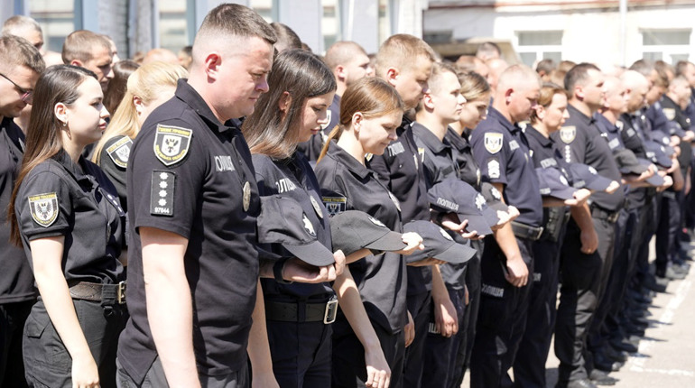 Служити та захищати: підрозділи поліції Чернігівщини відзначили День Національної поліції України