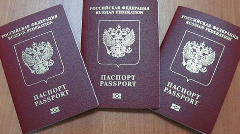 У Старобільській лікарні примусово видають картки резервістів рф