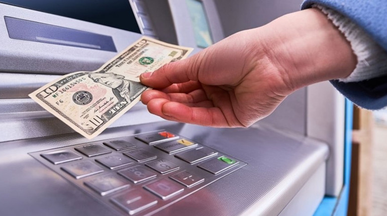 Як правильно підібрати час для купівлі чи продажу іноземної валюти?