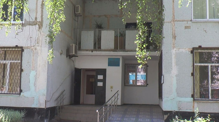 У Лозовій переселенці вчасно не отримали виплати за червень. В чому причина