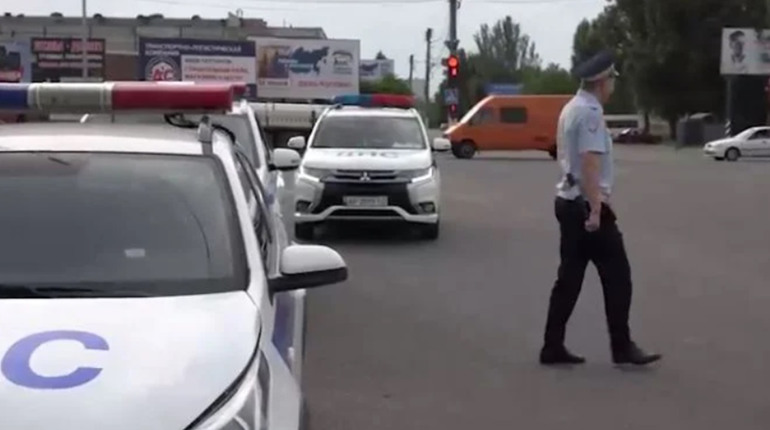 У Мелітополі окупанти планують провести рейди на водіїв. Подробиці