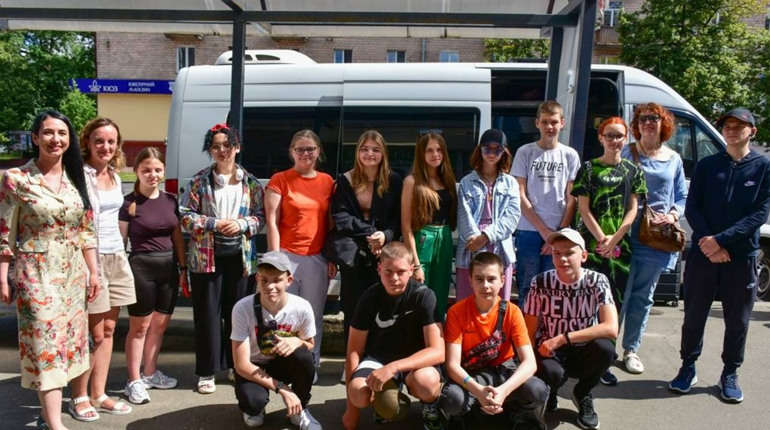 Французькі канікули. Діти з Чернігова проведуть два тижні у Франції в місті Реймс