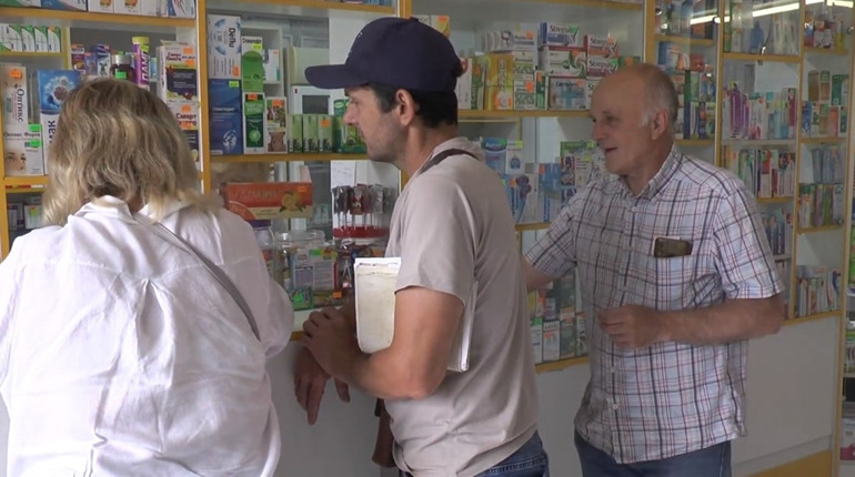 Врятували життя діабетику. У Лозовій завдяки цілодобовій роботі аптеки ліки доступні й вночі