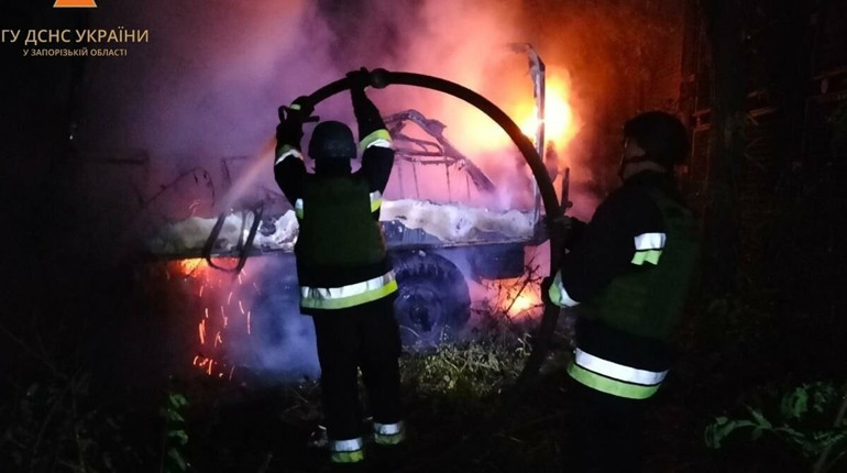 Внаслідок обстрілу Пологівщини загорілася вантажівка