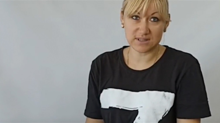 Колишня «директорка» школи №5 Каховки Олена Мартинова підозрюється у колабораціонізмі