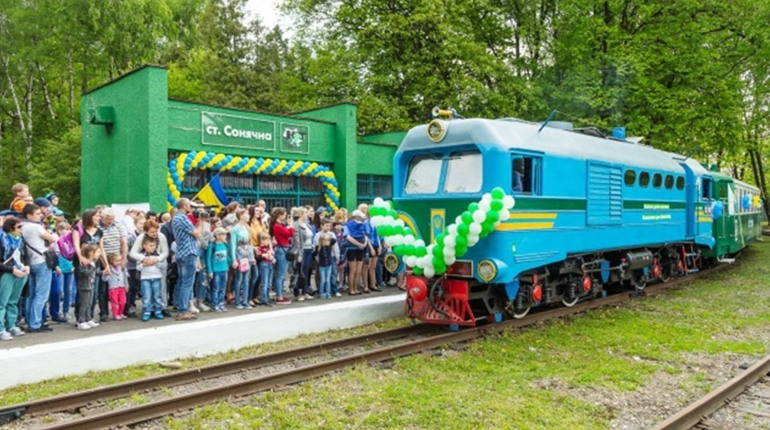 Львівська дитяча залізниця: історія та графік роботи