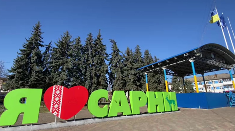 Так, як у нас: які місця переселенцям у Сарнах найбільше нагадують рідне місто